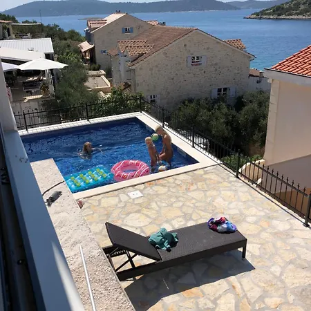 아파트 White House Vinišće