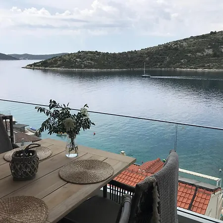 White House 아파트 Vinišće