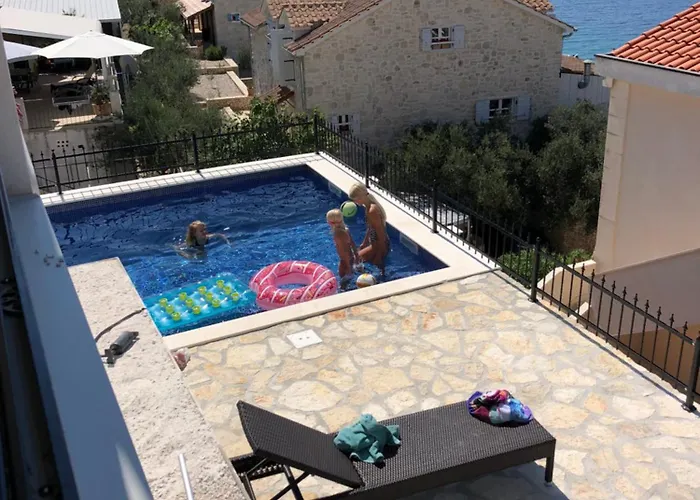Apartment White House Vinišće